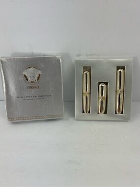 VERSACE TRÍO VINTAGE LIPSTICKS COFFRET SET WITH MEDUSA LOGO, IN GOLD COLOR